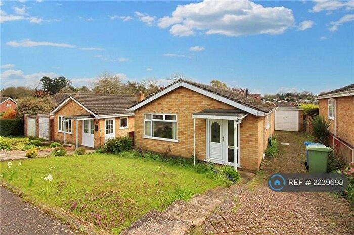 4 Bedroom Bungalow To Rent In Rugge Drive, Norwich, NR4