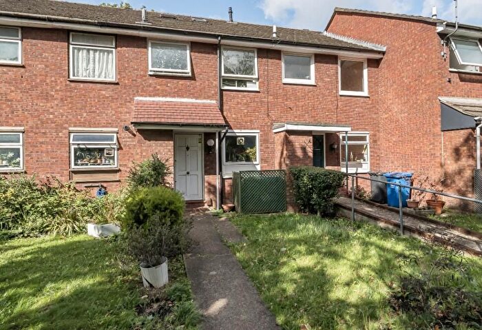 2 Bedroom Terraced House For Sale In Stephenson Drive, Windsor, SL4