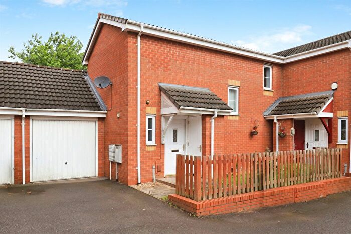 2 Bedroom Semi Detached House For Sale In Marbury Drive, Bilston, WV14