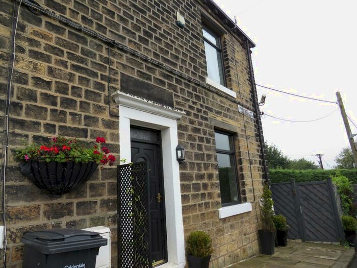 2 Bedroom House To Rent In Clyde Street, Sowerby Bridge, HX6