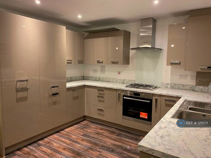 3 Bedroom Terraced House To Rent In Worrall Drive, Wouldham, Rochester, ME1