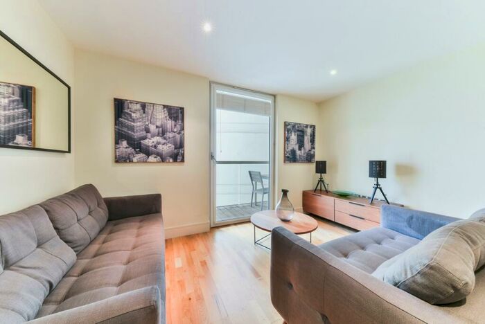 1 Bedroom Flat To Rent In Lanterns Court, Millharbour, Canary Wharf, London, E14