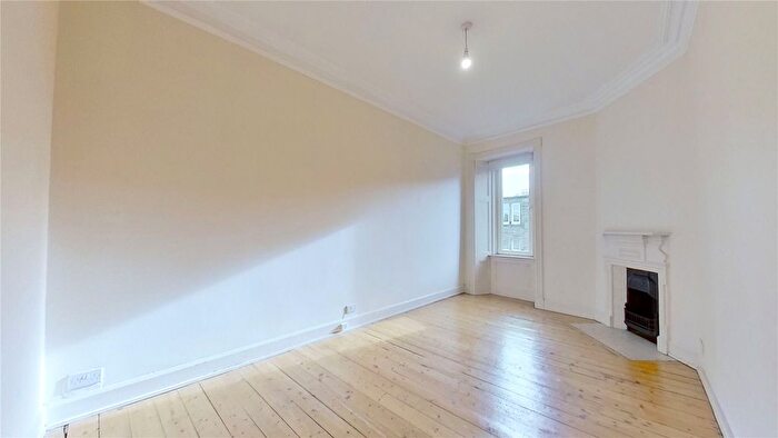 1 Bedroom Flat To Rent In Meadowbank Crescent, Edinburgh, EH8