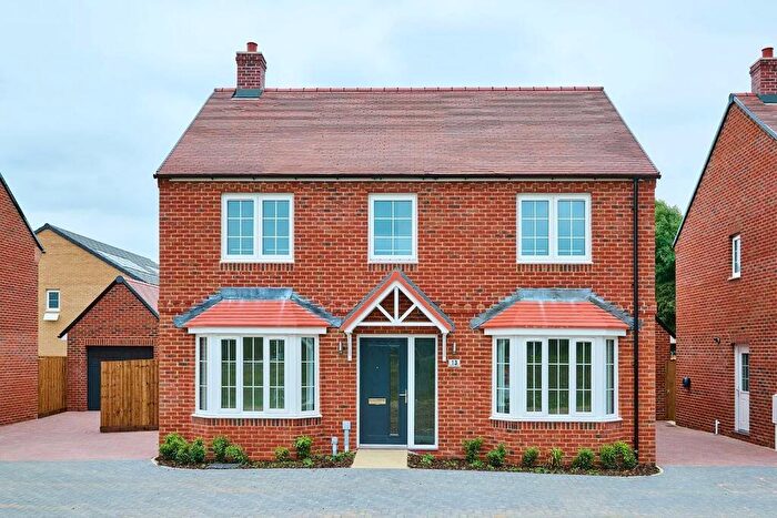 4 Bedroom Detached House For Sale In Colney Manor Bullens Green Lane, St. Albans, AL4