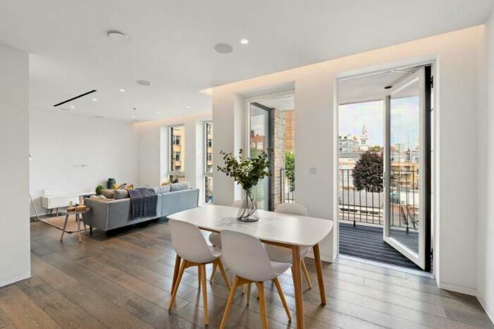 2 Bedroom Flat To Rent In Seymour Place, Marylebone, London, W1H