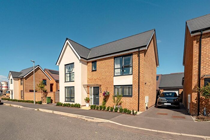 4 Bedroom Detached House For Sale In Williams Way, Mead Fields - Stunning Family Home!, BS29