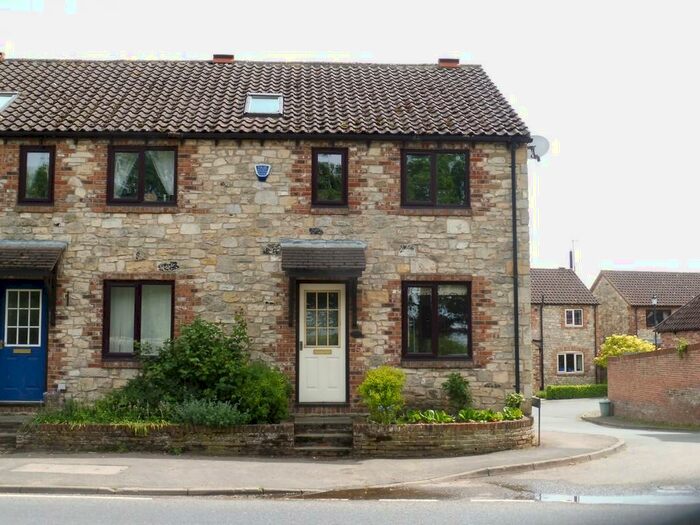 2 Bedroom Town House To Rent In Kisdon, Main Street, Towton, LS24