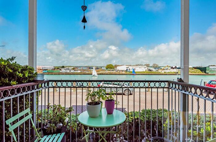 2 Bedroom Apartment For Sale In Sussex Wharf, Shoreham-By-Sea, BN43