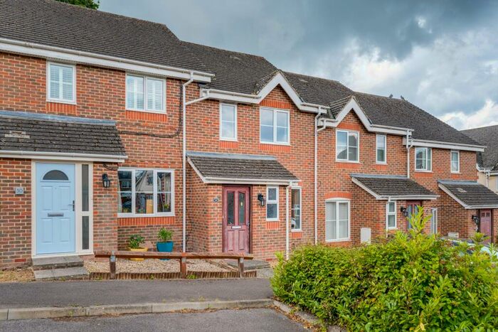 2 Bedroom Terraced House To Rent In Cuckmere Close, Hailsham, BN27