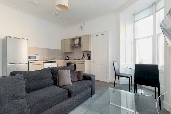 2 Bedroom Flat To Rent In Grove Street, West End, Edinburgh, EH3