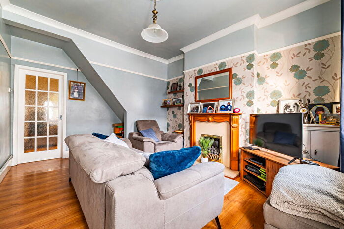 4 Bedroom Terraced House For Sale In Central Road, Hugglescote, Coalville, LE67