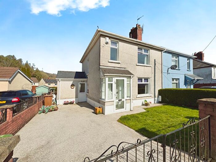 2 Bedroom Semi-Detached House For Sale In Hazel Grove, Trethomas, Caerphilly, CF83