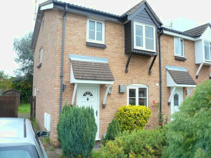 3 Bedroom House To Rent In Kinnears Walk, Orton Goldhay, Peterborough, PE2