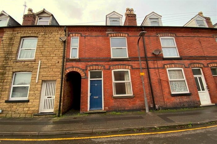 5 Bedroom Terraced House To Rent In Wilkinson Avenue, Beeston, NG9