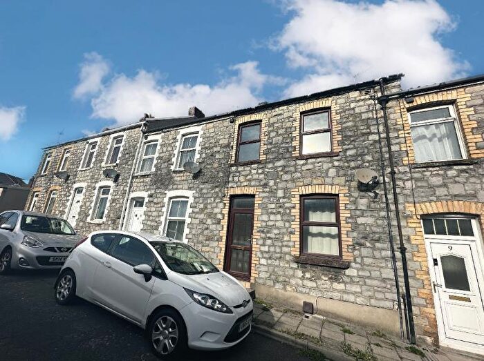 3 Bedroom Terraced House To Rent In Green Street, Bridgend, CF31