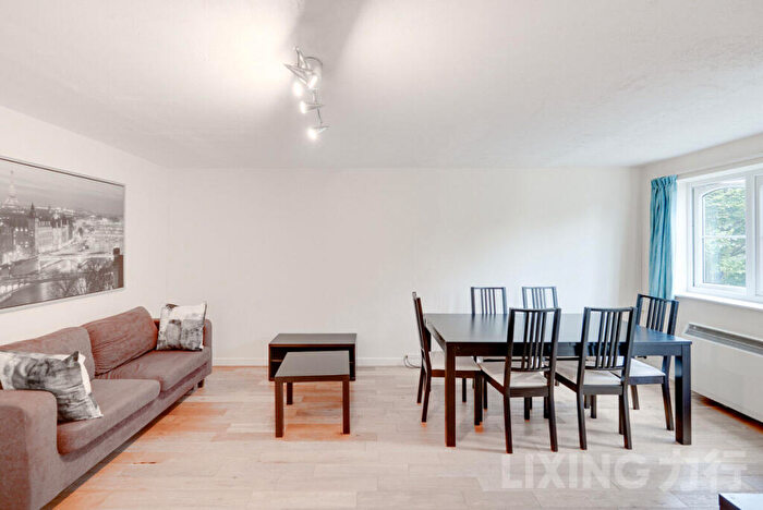 2 Bedroom Flat To Rent In Wheat Sheaf Close, Isle Of Dogs, E14