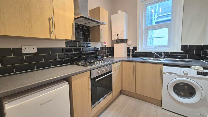 Studio To Rent In Alhambra Road, Southsea, PO4