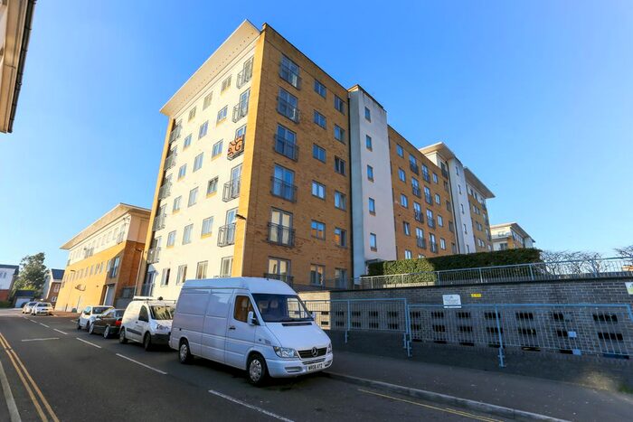1 Bedroom Flat To Rent In Caldon House, Southall, UB5