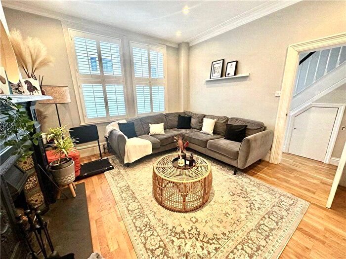 3 Bedroom End Terrace House For Sale In Ashfield Road, Cheadle, Greater Manchester, SK8