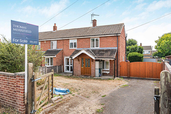 2 Bedroom Semi-Detached House For Sale In Millfield Avenue, Marsh Gibbon, OX27