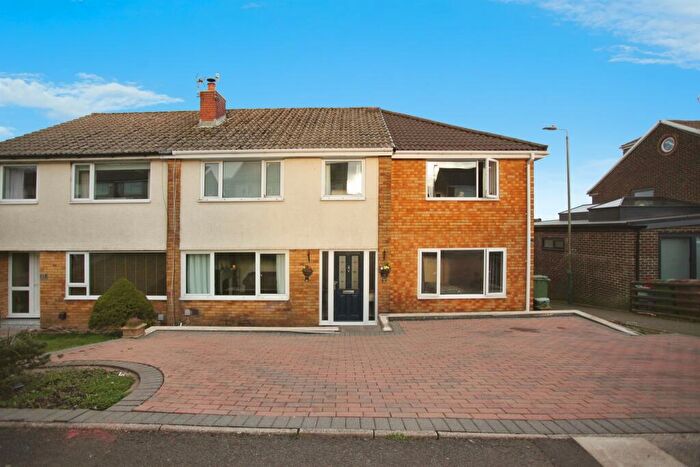 6 Bedroom Semi-Detached House For Sale In Denbigh Court, Caerphilly, CF83