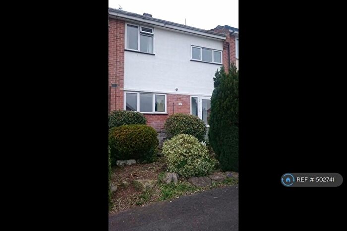 3 Bedroom Terraced House To Rent In Aintree Close, Newbury, RG14
