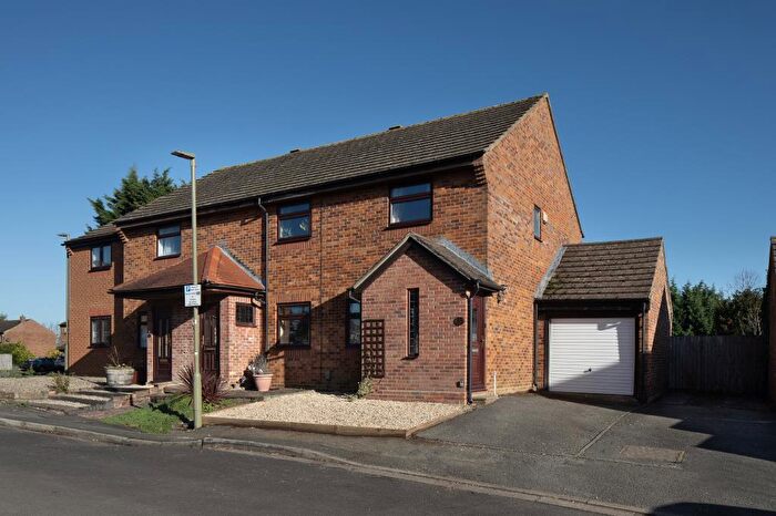 2 Bedroom Semi Detached House For Sale In Harlow Way, Old Marston Village, OX3