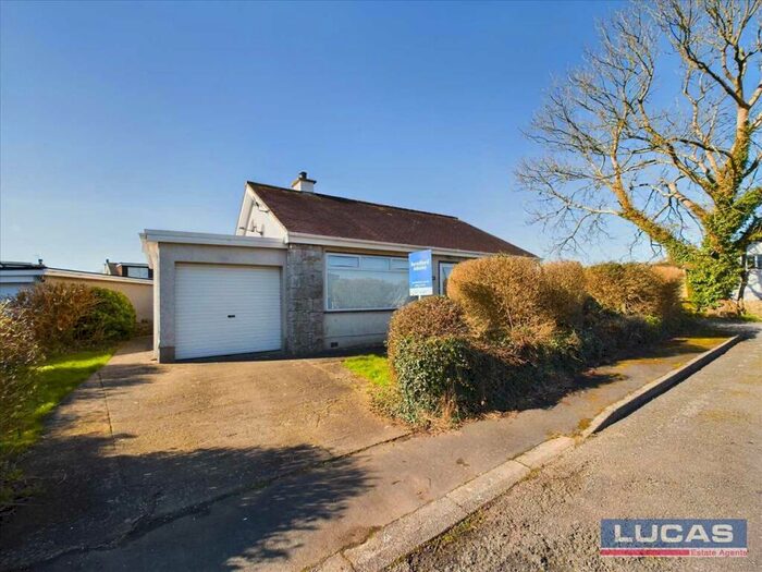 2 Bedroom Detached Bungalow For Sale In Maes Llydan, Benllech, LL74