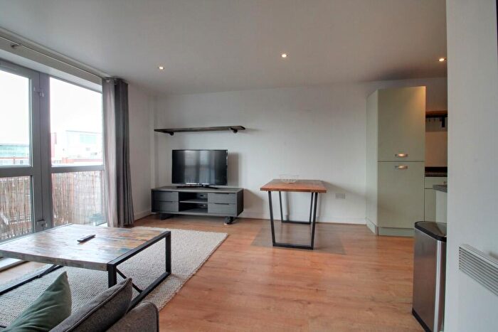 2 Bedroom Apartment To Rent In Quartz Apartments, Hall Street, Jewellery Quarter, B18