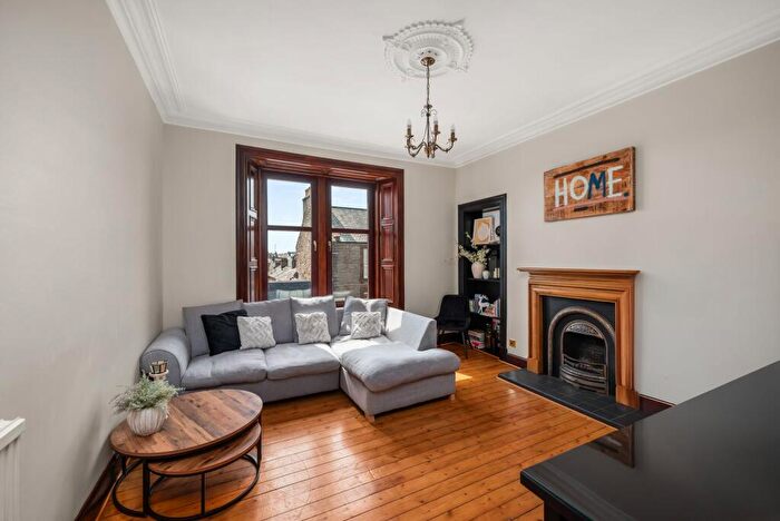 1 Bedroom Flat For Sale In / Brook Street, Broughty Ferry, DD5