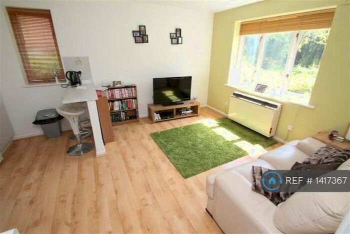 1 Bedroom Flat To Rent In Tenterden Crescent, Milton Keynes, MK7