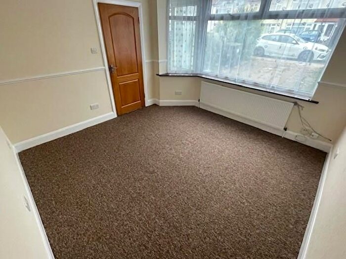 3 Bedroom Property To Rent In Charlton Road, Edmonton, N9