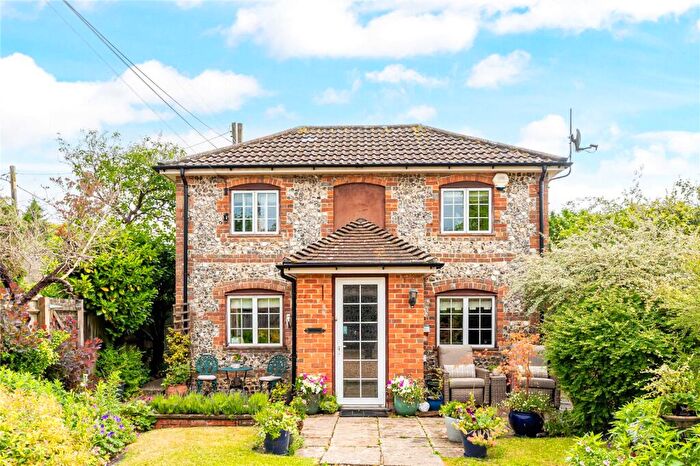 3 Bedroom Detached House For Sale In The Dene, Hurstbourne Tarrant, Andover, Hampshire, SP11