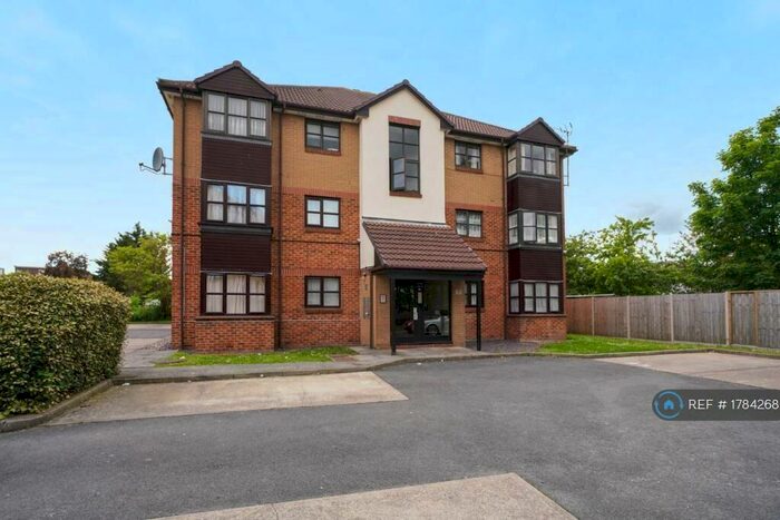 1 Bedroom Flat To Rent In Conifer Way, North Wembley, HA0