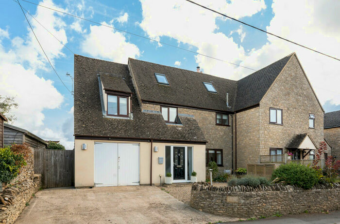 4 Bedroom Semi-Detached House For Sale In Witney Lane, Leafield, Witney, OX29