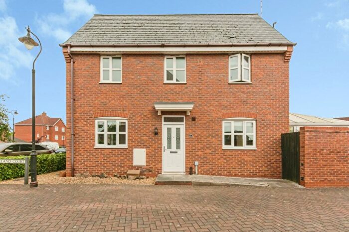 3 Bedroom Detached House For Sale In Oaklands Court, Weston, Crewe, CW2