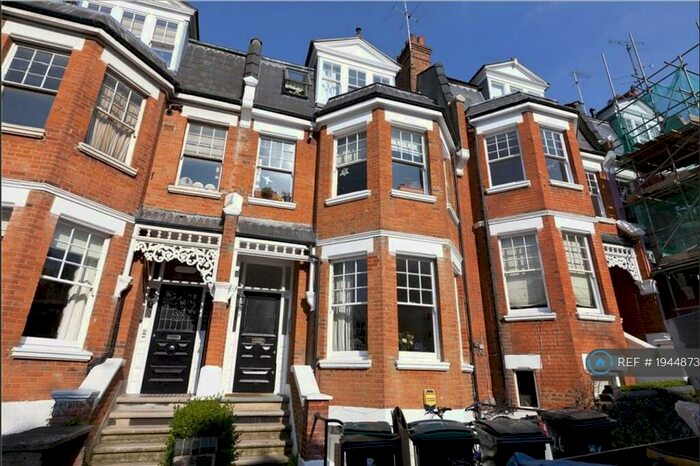 2 Bedroom Flat To Rent In Highgate, London, N6