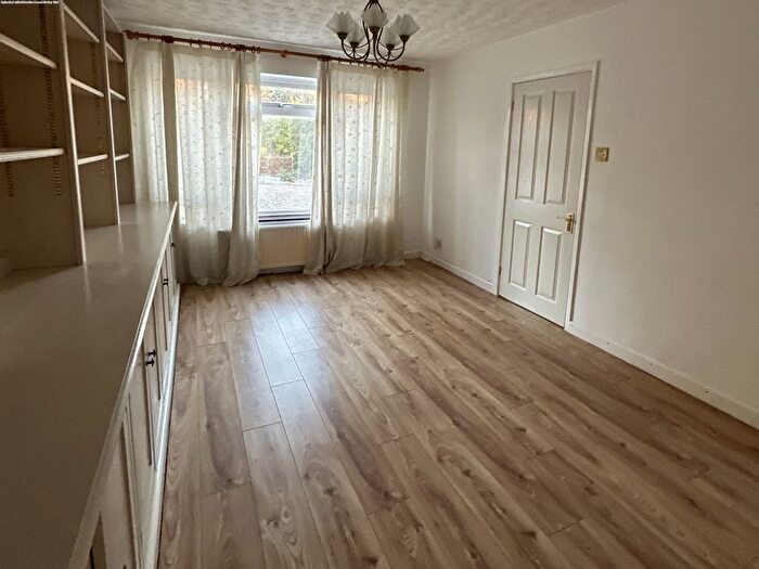 6 Bedroom Detached House To Rent In Wembley Way, Fair Oak, Eastleigh, SO50