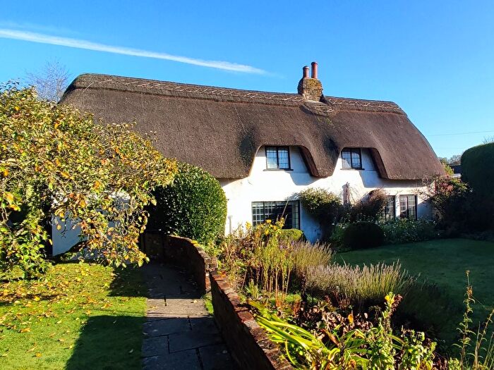 3 Bedroom Detached House For Sale In Main Road, Winterbourne Dauntsey, Salisbury, SP4