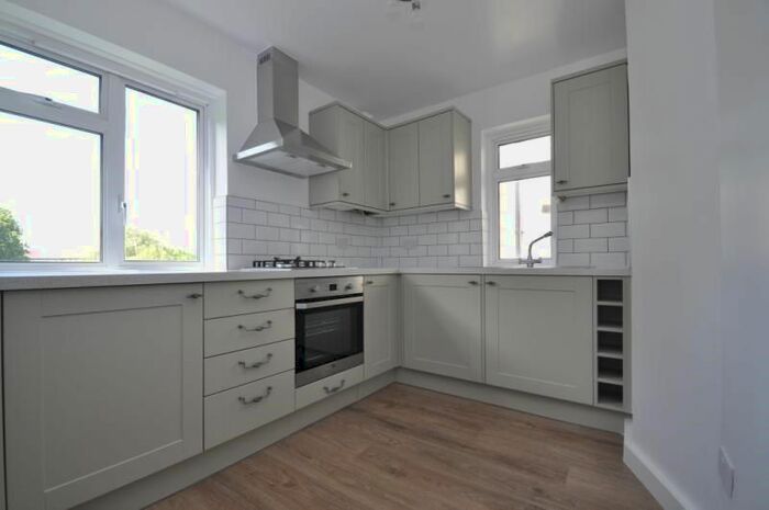 2 Bedroom Flat To Rent In Oslo Court, Colliers Wood, SW19