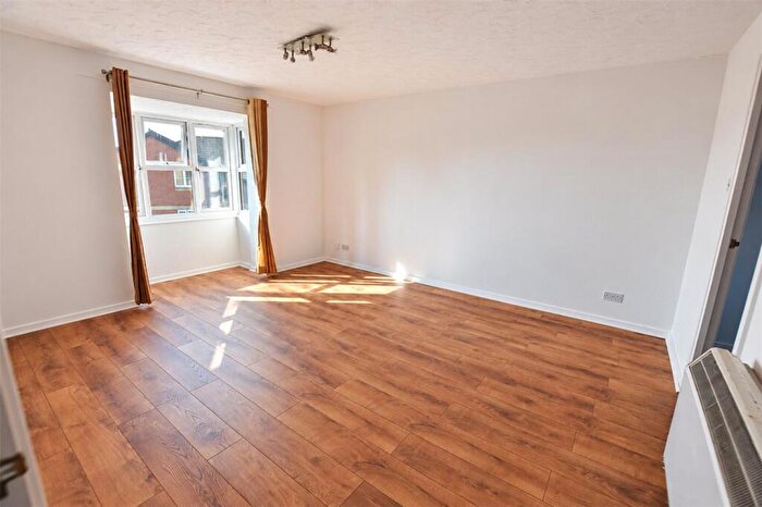 2 Bedroom Apartment To Rent In Rossetti Road, London, SE16