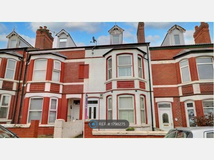 5 Bedroom Terraced House To Rent In St. Vincent Avenue, Doncaster, DN1