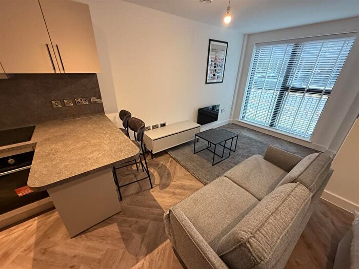 Studio To Rent In Weavers House, Castleward Boulevard, Derby, DE1