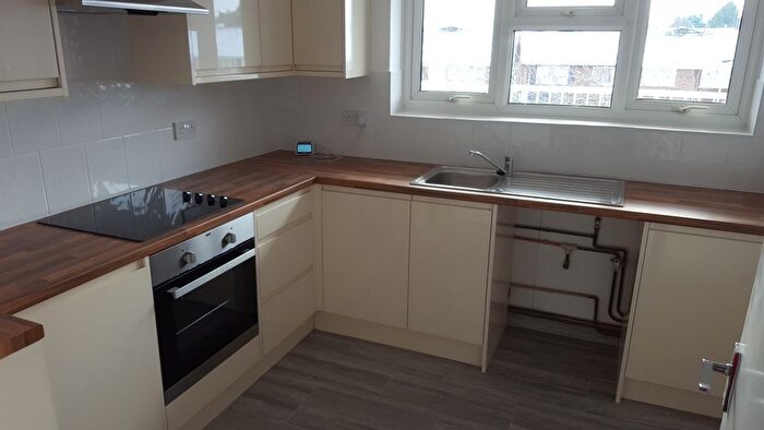 2 Bedroom Flat To Rent In Paston Ridings, Peterborough, PE4