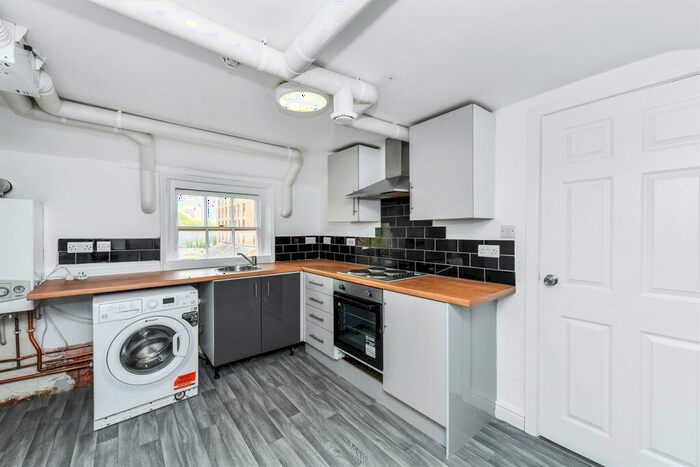 3 Bedroom Terraced House To Rent In Friar Gate, DE1