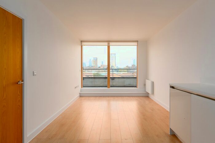 1 Bedroom Flat To Rent In Vida House, Trundleys Road, Deptford, SE8