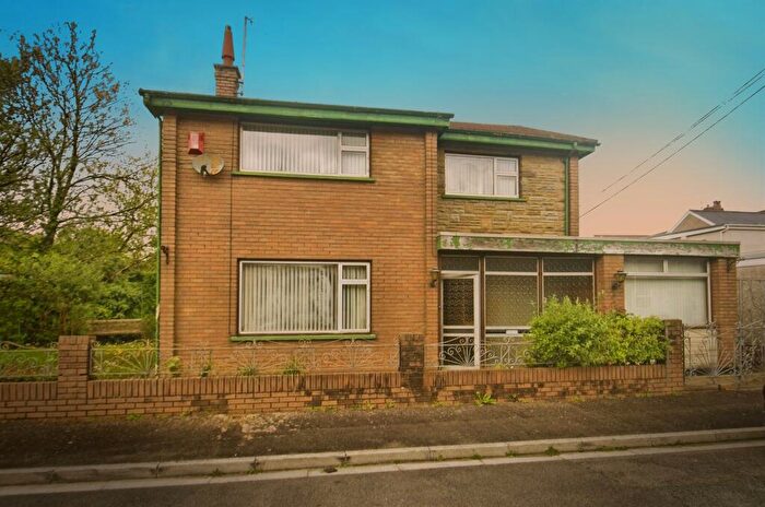 3 Bedroom Detached House For Sale In Mervyn Street, Rhydyfelin, Pontypridd, CF37