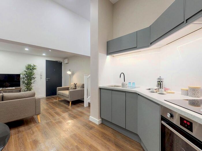 2 Bedroom Flat To Rent In Furnival Square, Sheffield, S1