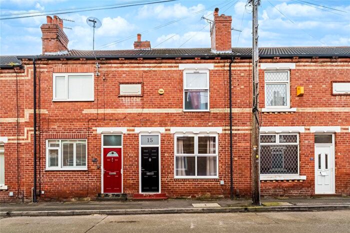 2 Bedroom Terraced House For Sale In Ridgefield Street, Castleford, WF10