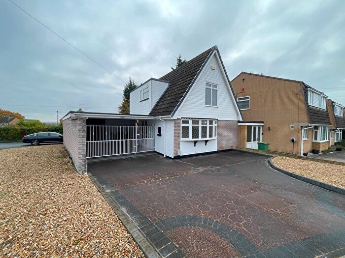 3 Bedroom Property To Rent In Daffodil Walk, Rugeley, WS15